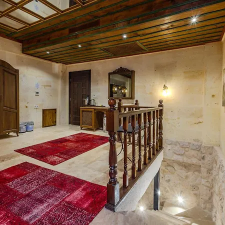 Sobek Palace * Eskiomerler