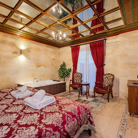 Sobek Palace * Eskiomerler