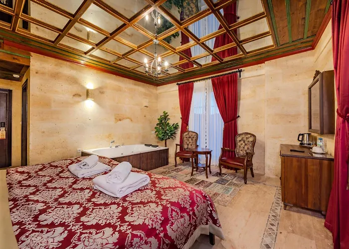 Sobek Palace * Eskiomerler